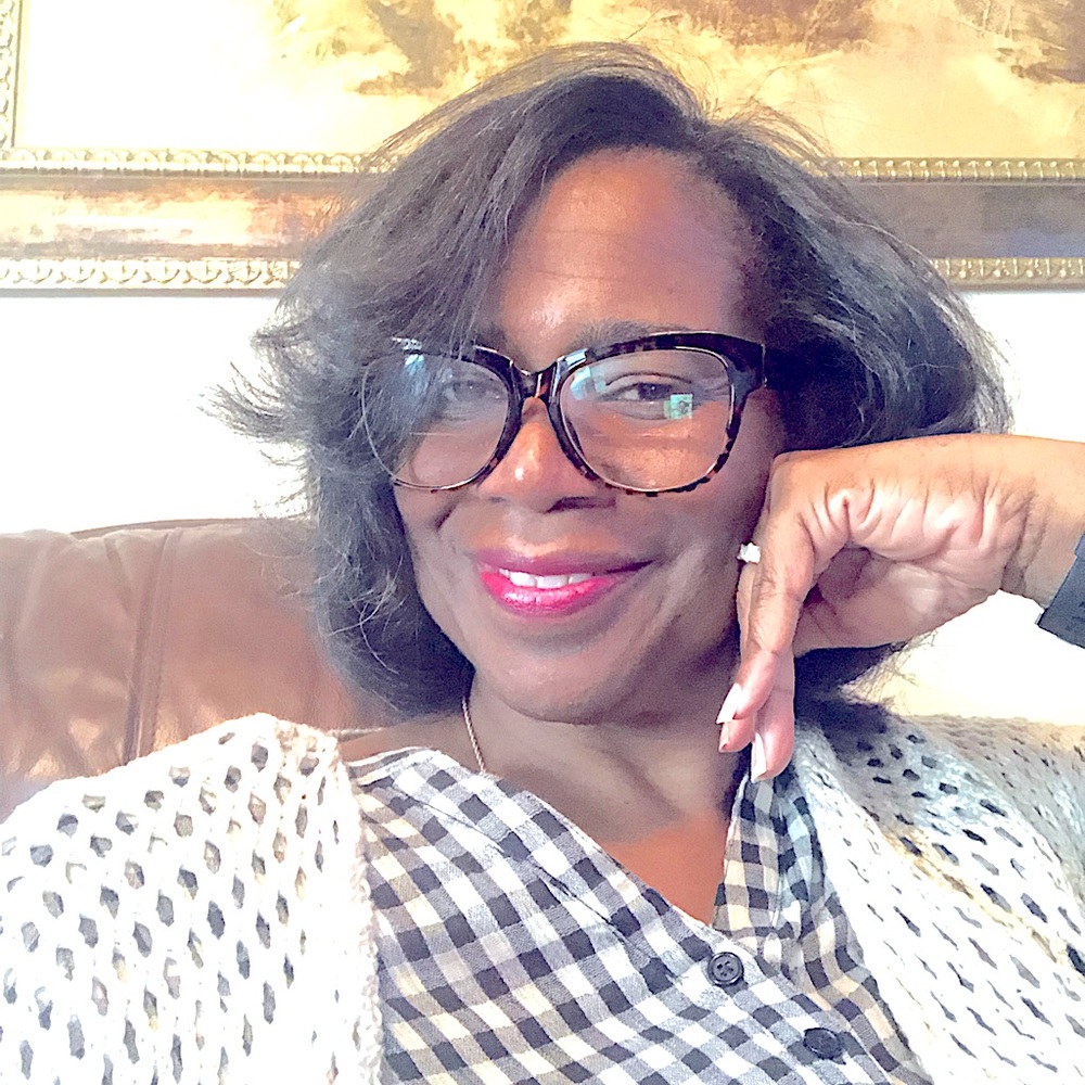 Meet your Posher, Paula